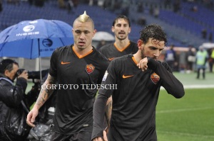 FLORENZI NAINGGOLAN  SOTTO LA CURVA