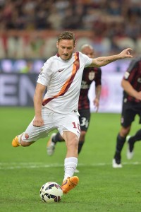 Totti rigore milano