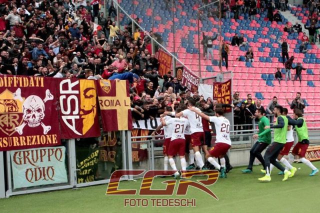 Settore Bologna gol Dzeko squadra
